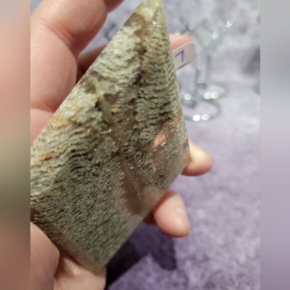 Garden Quartz Rhombas with Stand - Picture 11 of 13